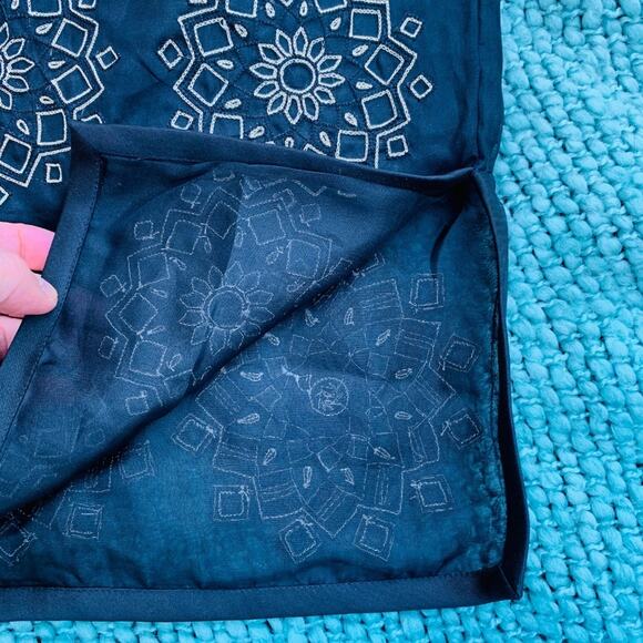 BLACK SILK BEADED MEDALLION PENCIL SKIRT KORA RAE 2 - Picture 8 of 8